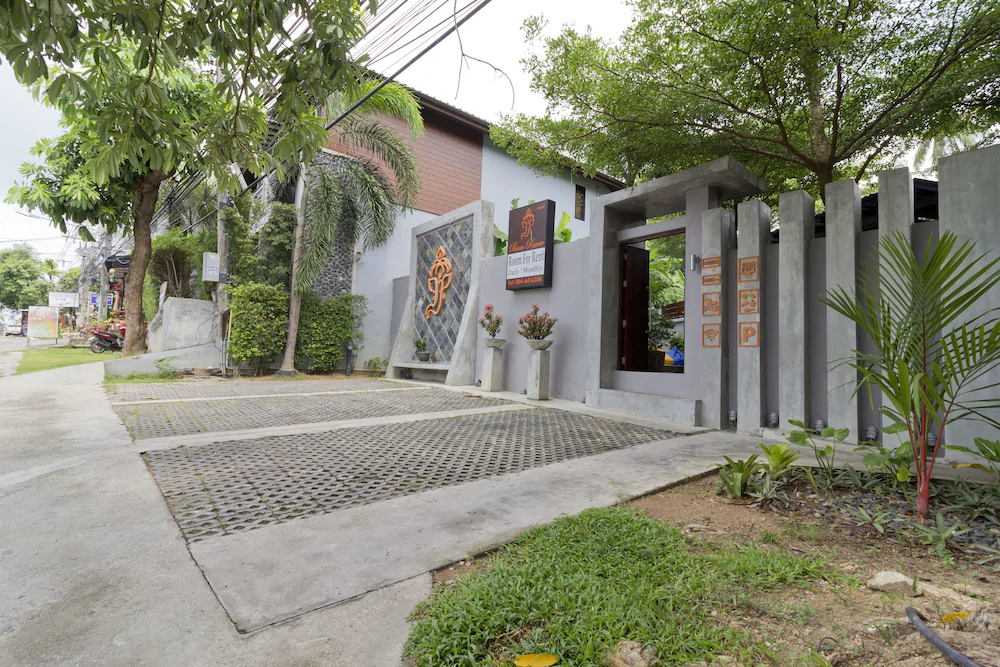 Baan Rawee Apartments