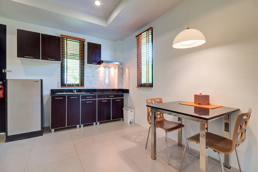 Baan Rawee Apartments