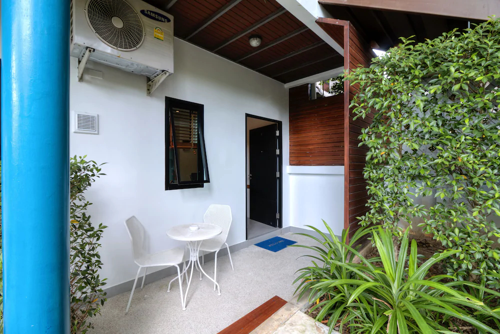 Baan Rawee Apartments