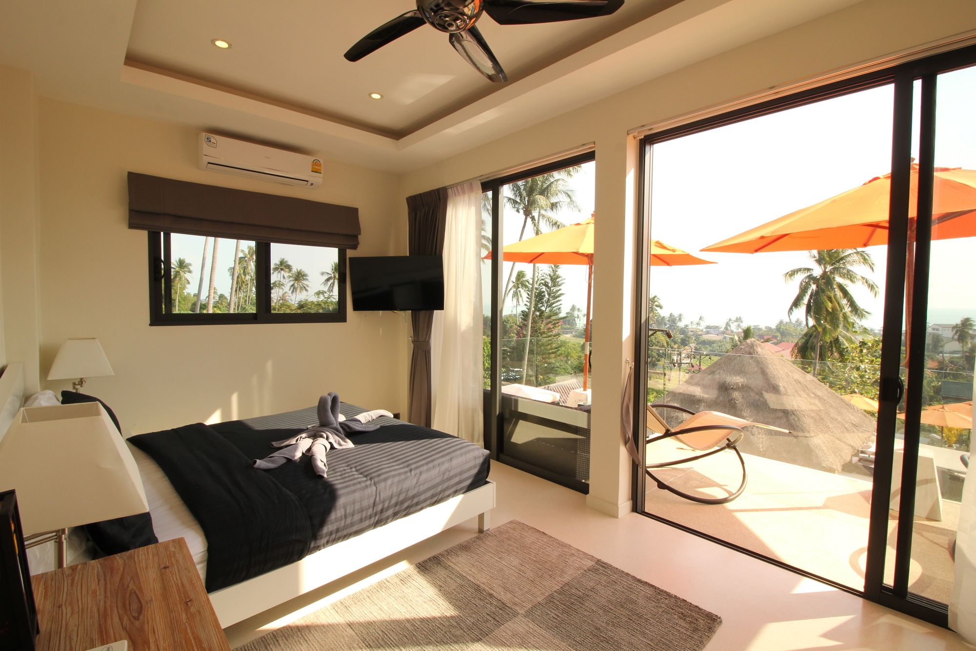 Baan Seaview Holiday Villas