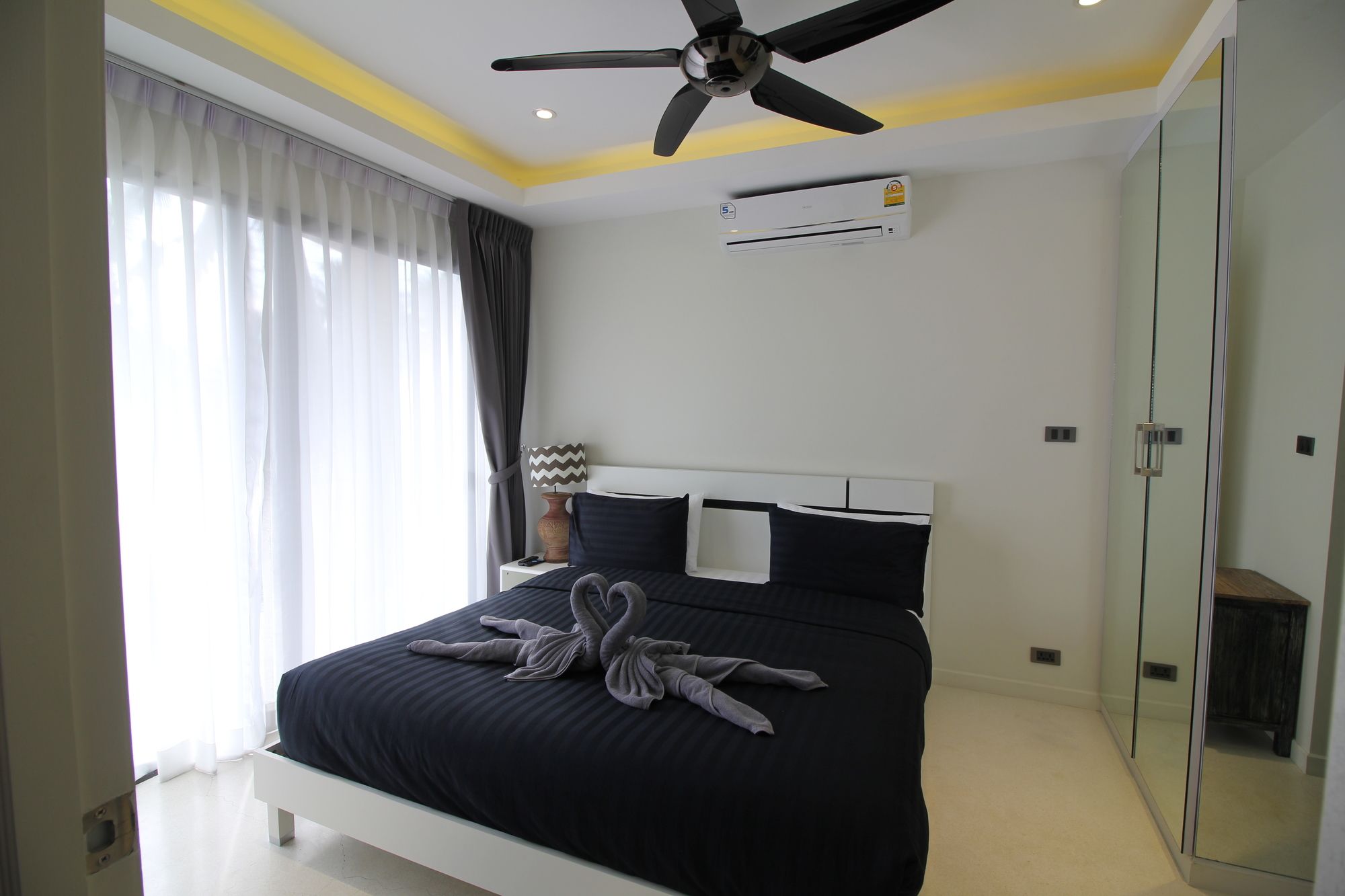 Baan Seaview Holiday Villas