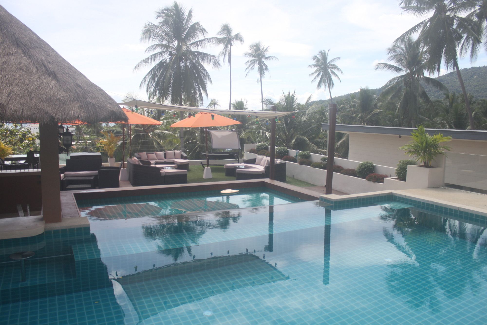 Baan Seaview Holiday Villas