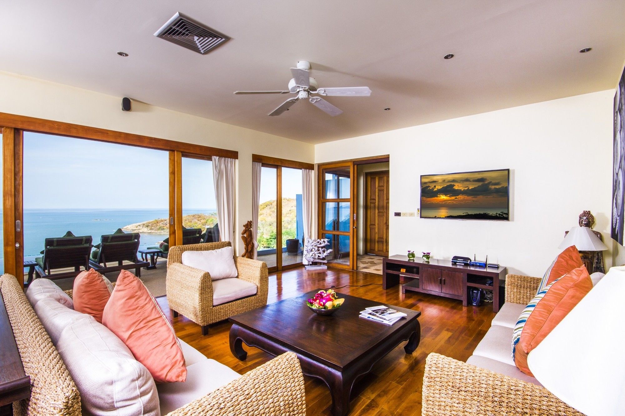 Baan Talay Sai Villa