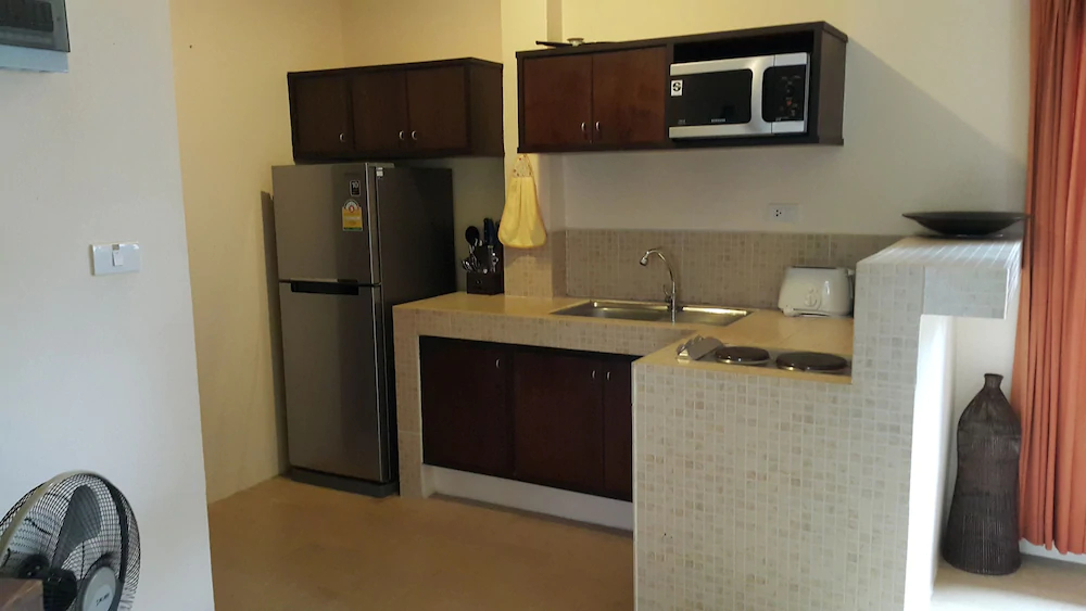 Baan Tropicana