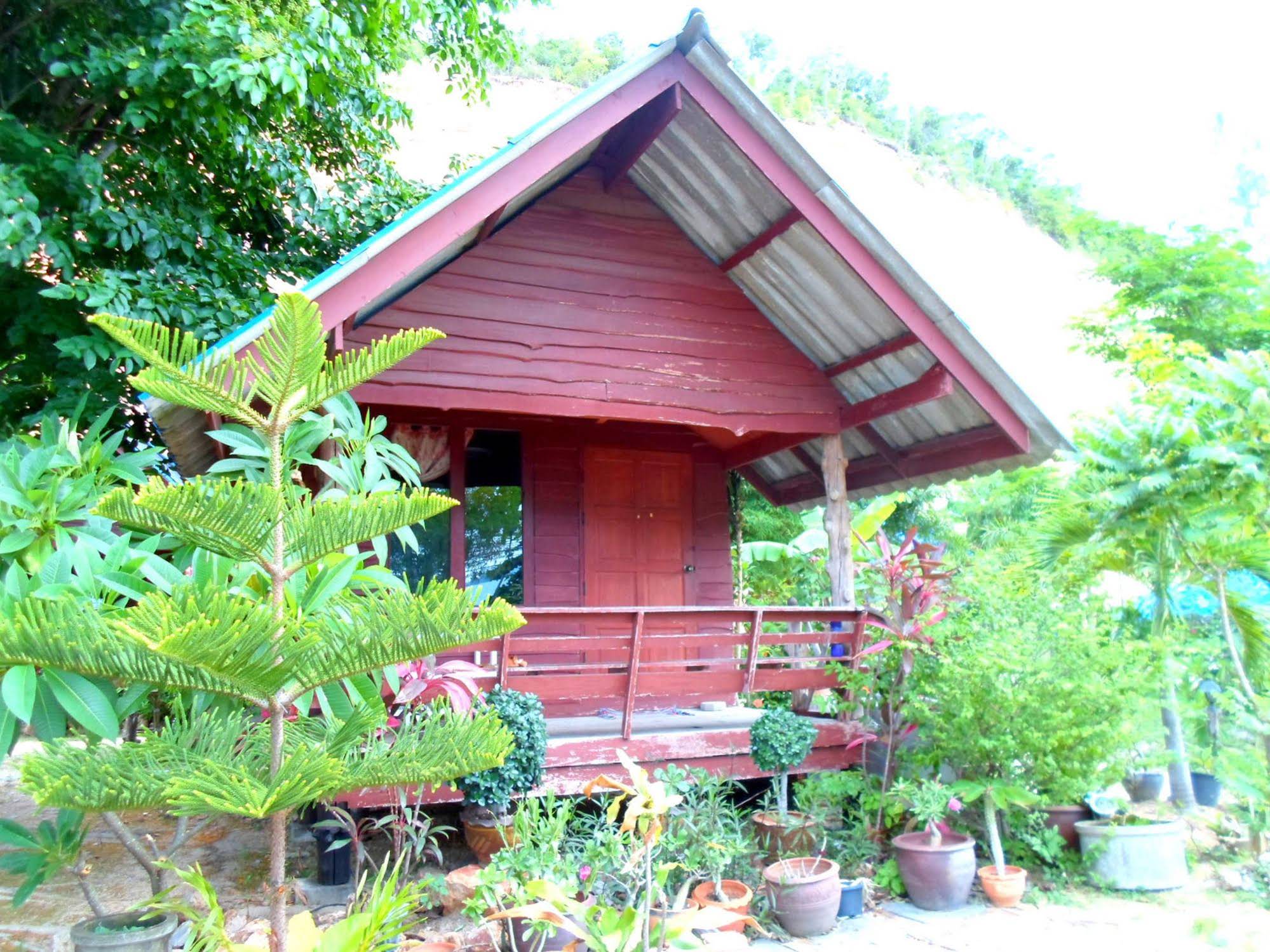 Bangrak Bungalow