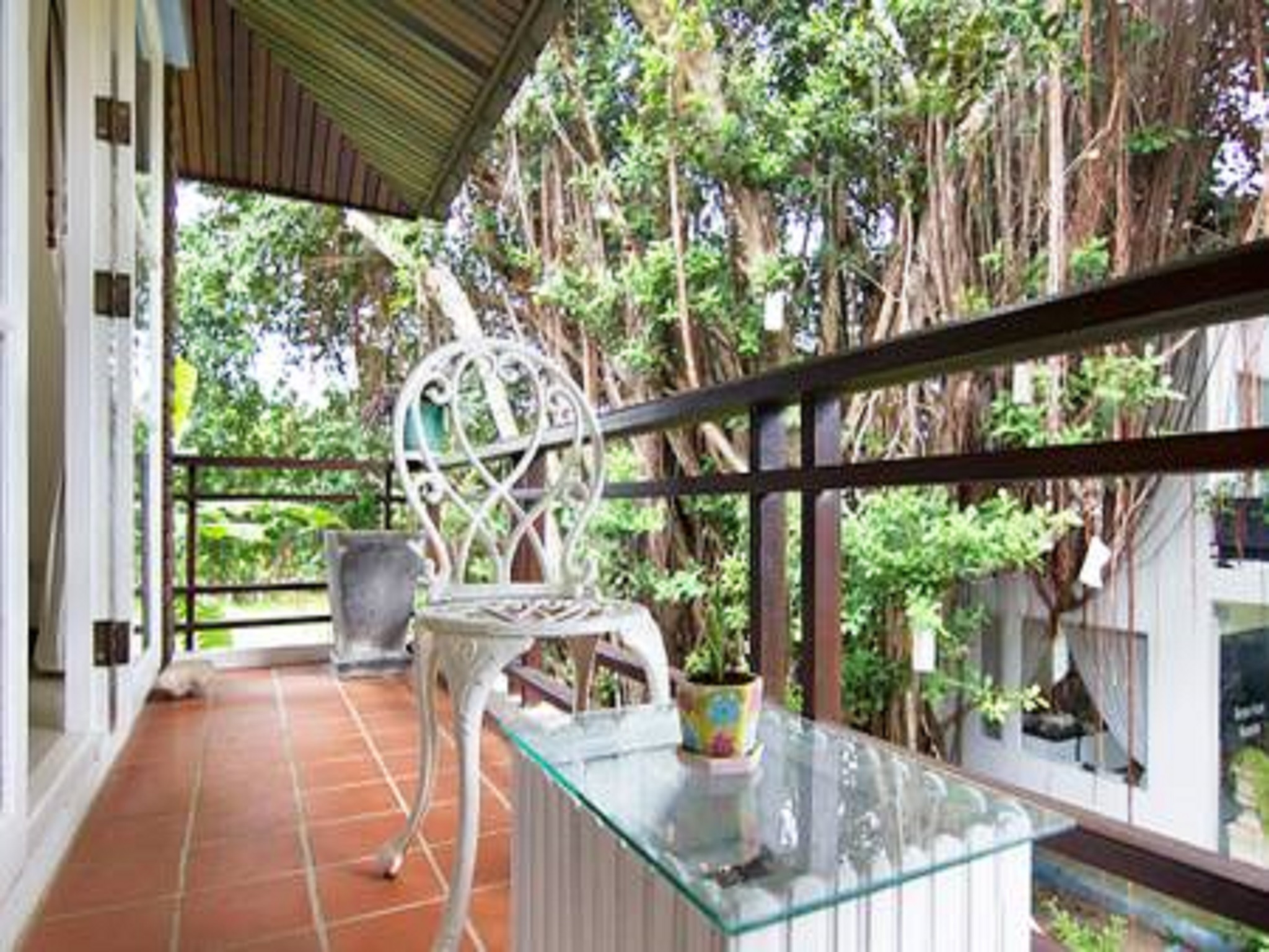 Banyan House Samui Bed and Breakfast