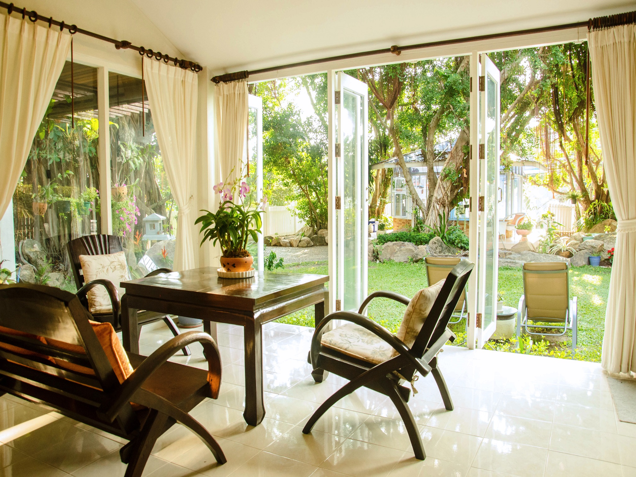 Banyan House Samui Bed and Breakfast