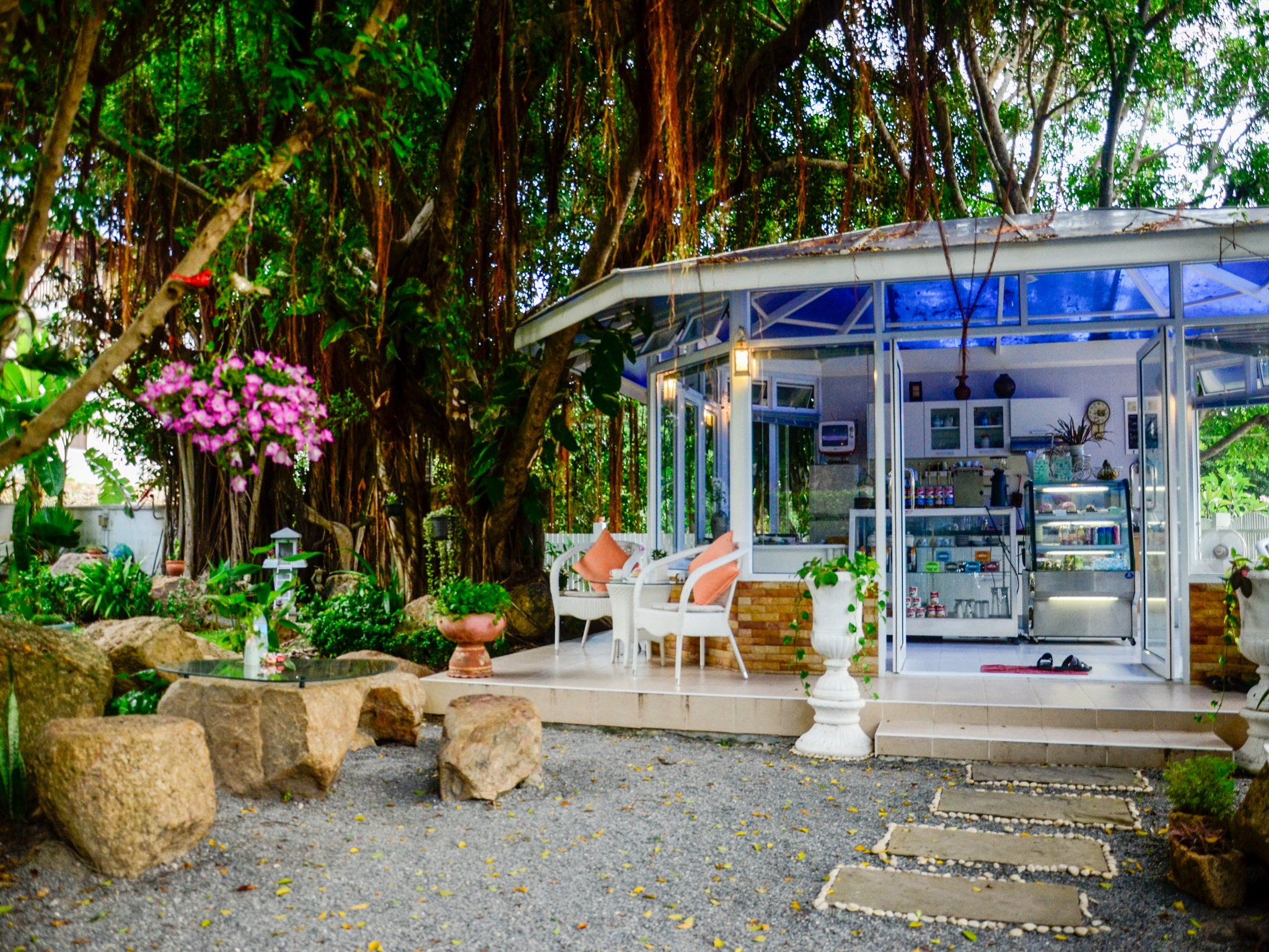 Banyan House Samui Bed and Breakfast