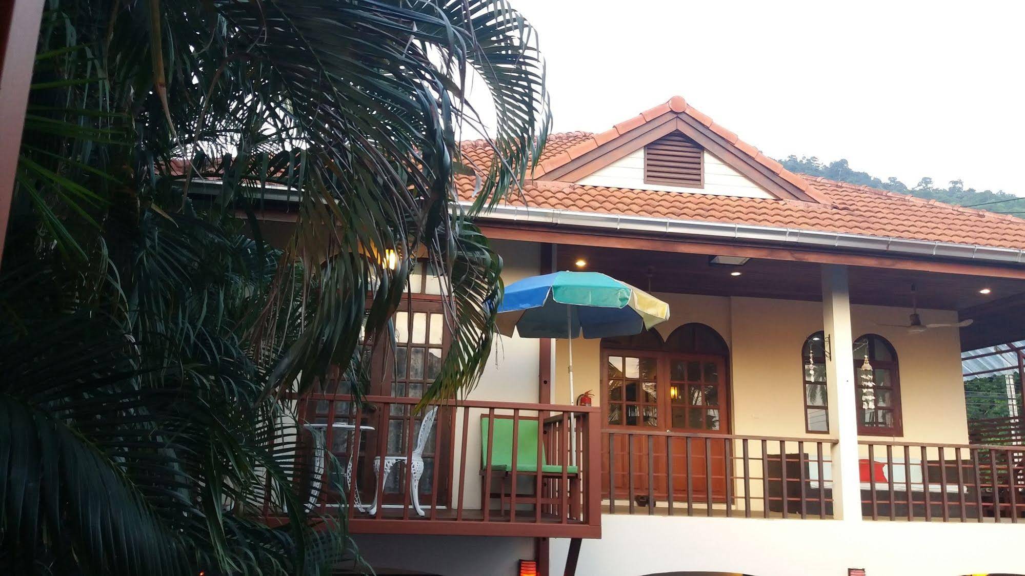 Chaulty Towers Guest House