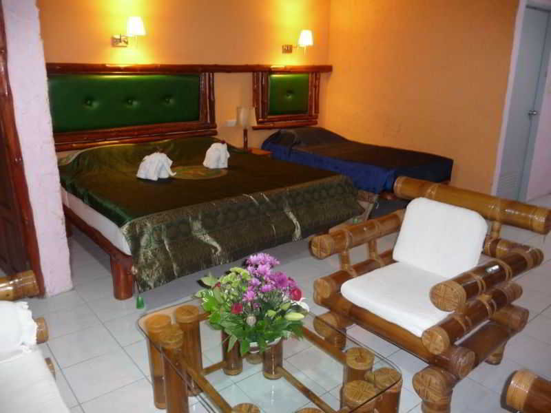 Chaweng Chalet Resort