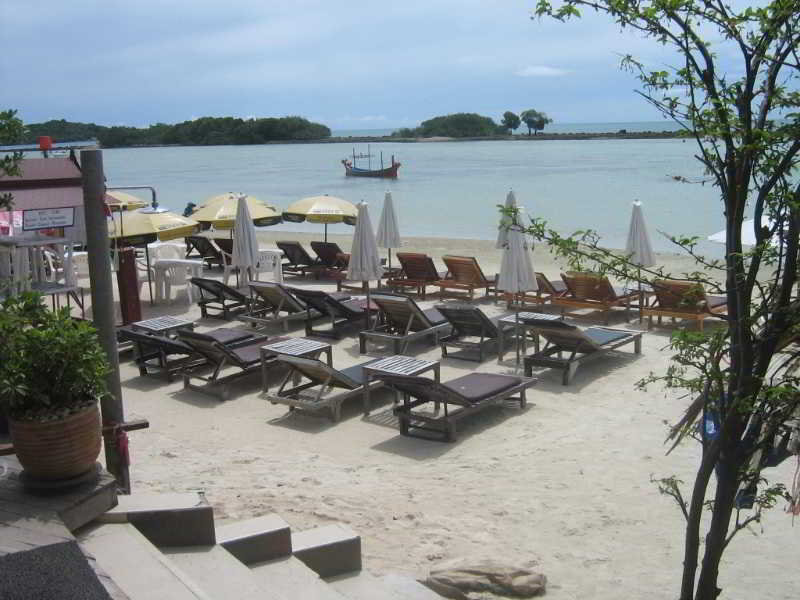 Chaweng Chalet Resort