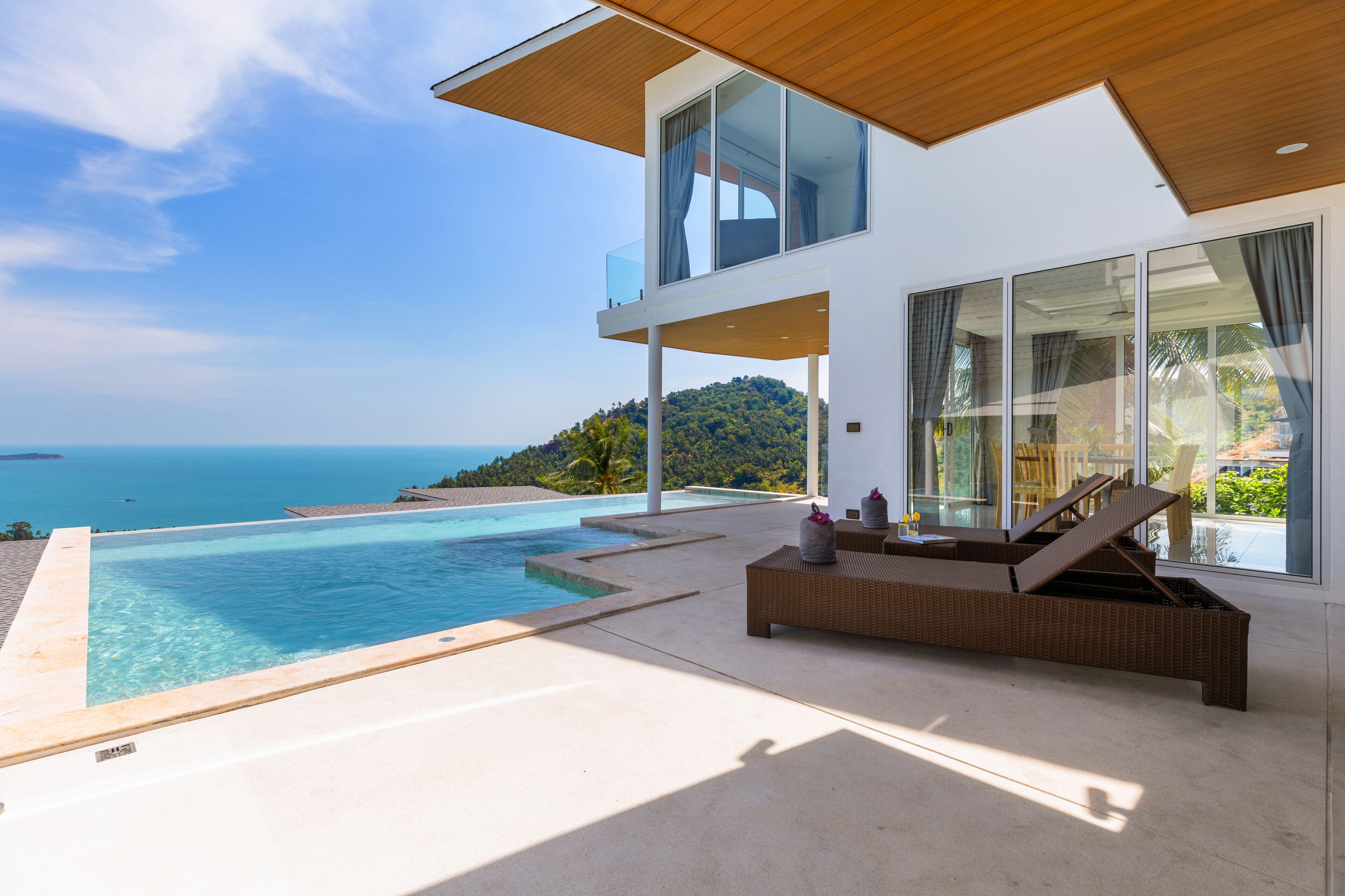 Chaweng Noi Luxury Morden Style 4-BR Dream Villa