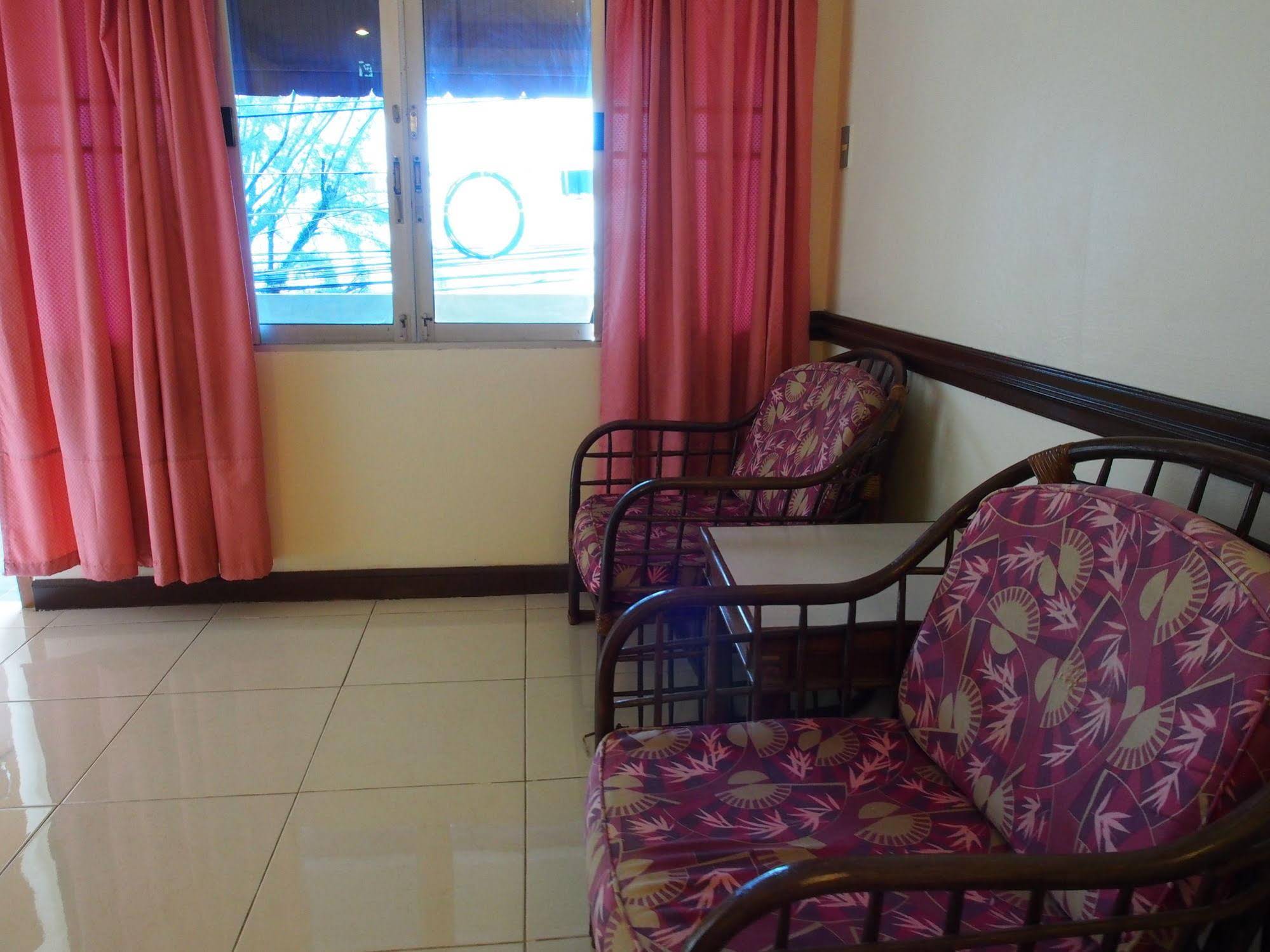 OYO 629 Chaytalay Palace Hotel
