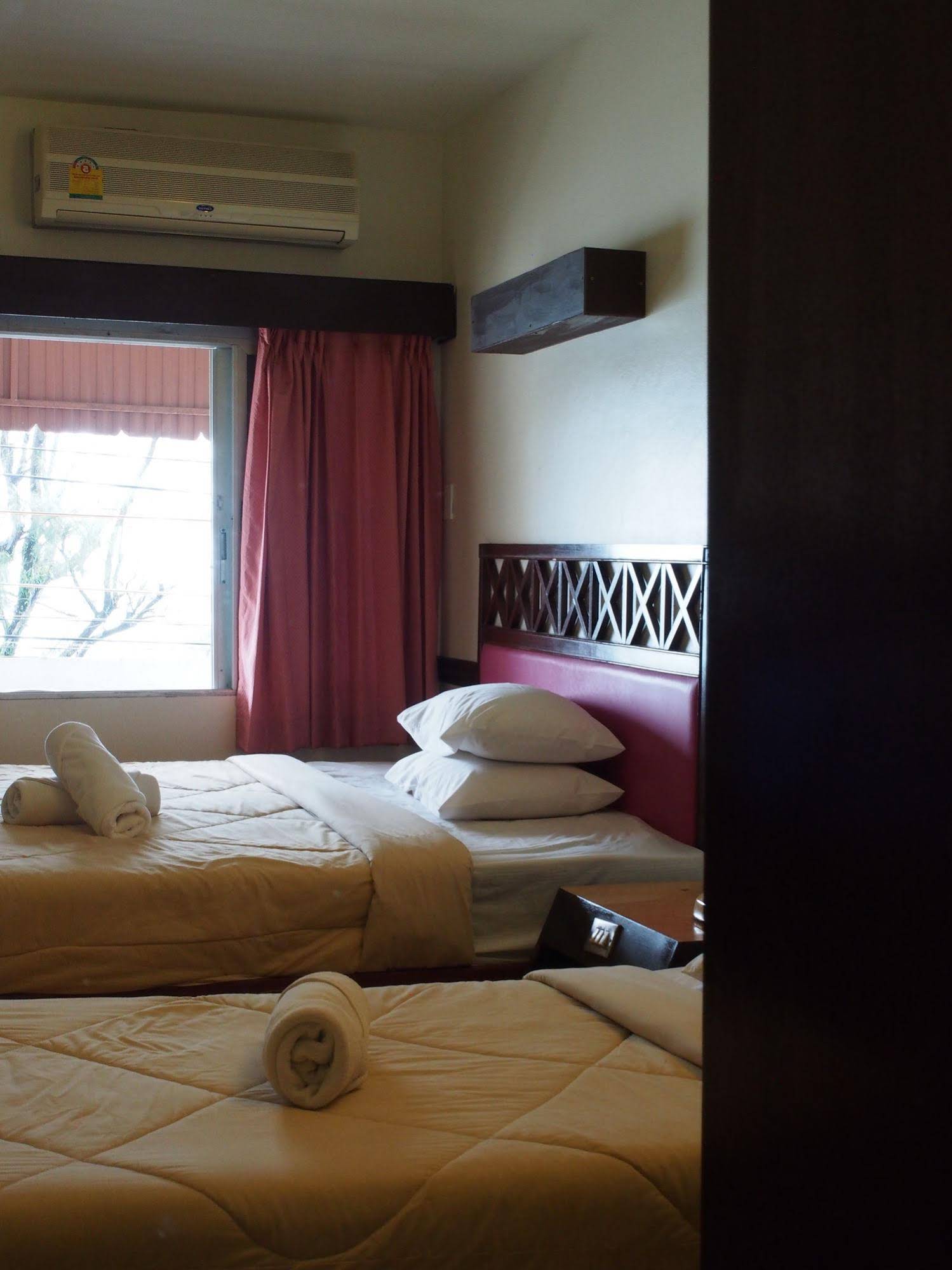 OYO 629 Chaytalay Palace Hotel