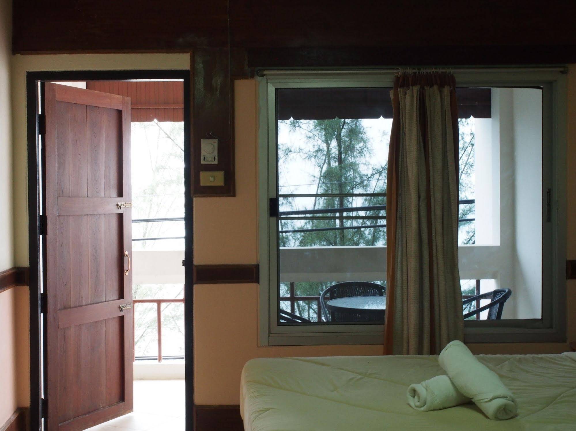 OYO 629 Chaytalay Palace Hotel