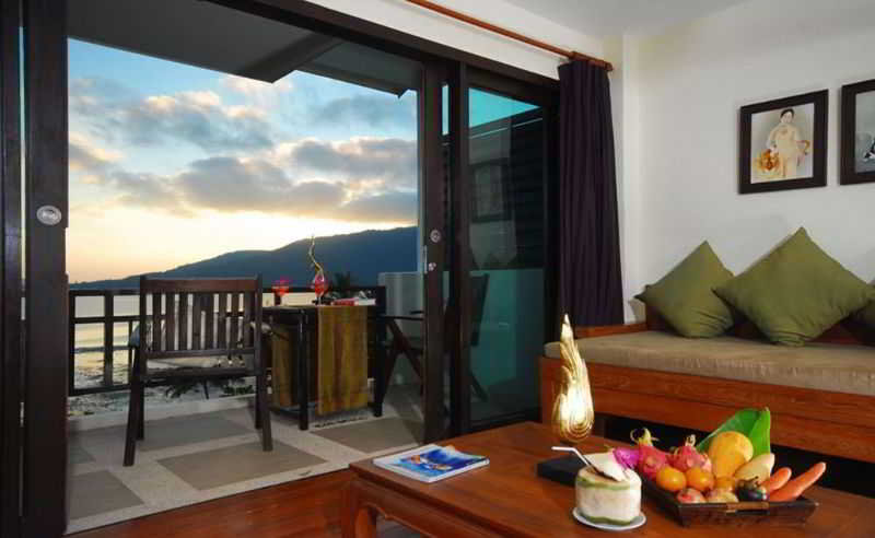 Cinnamon Beach Villas