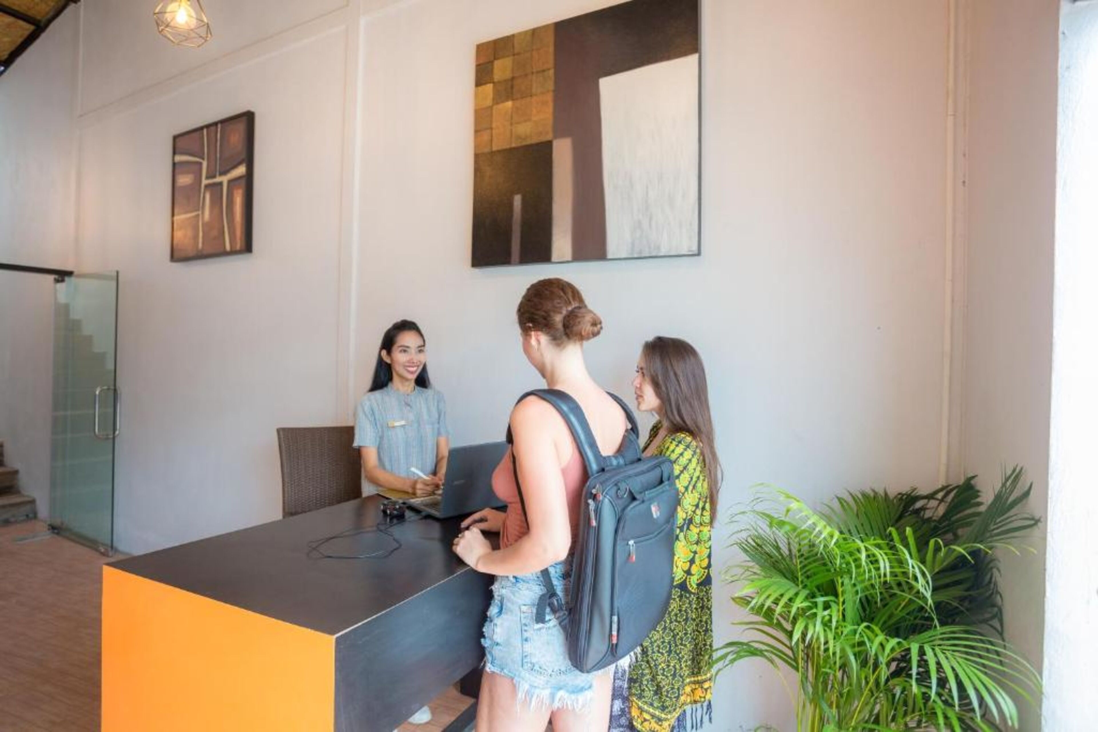 Farmer's Grand Hostel