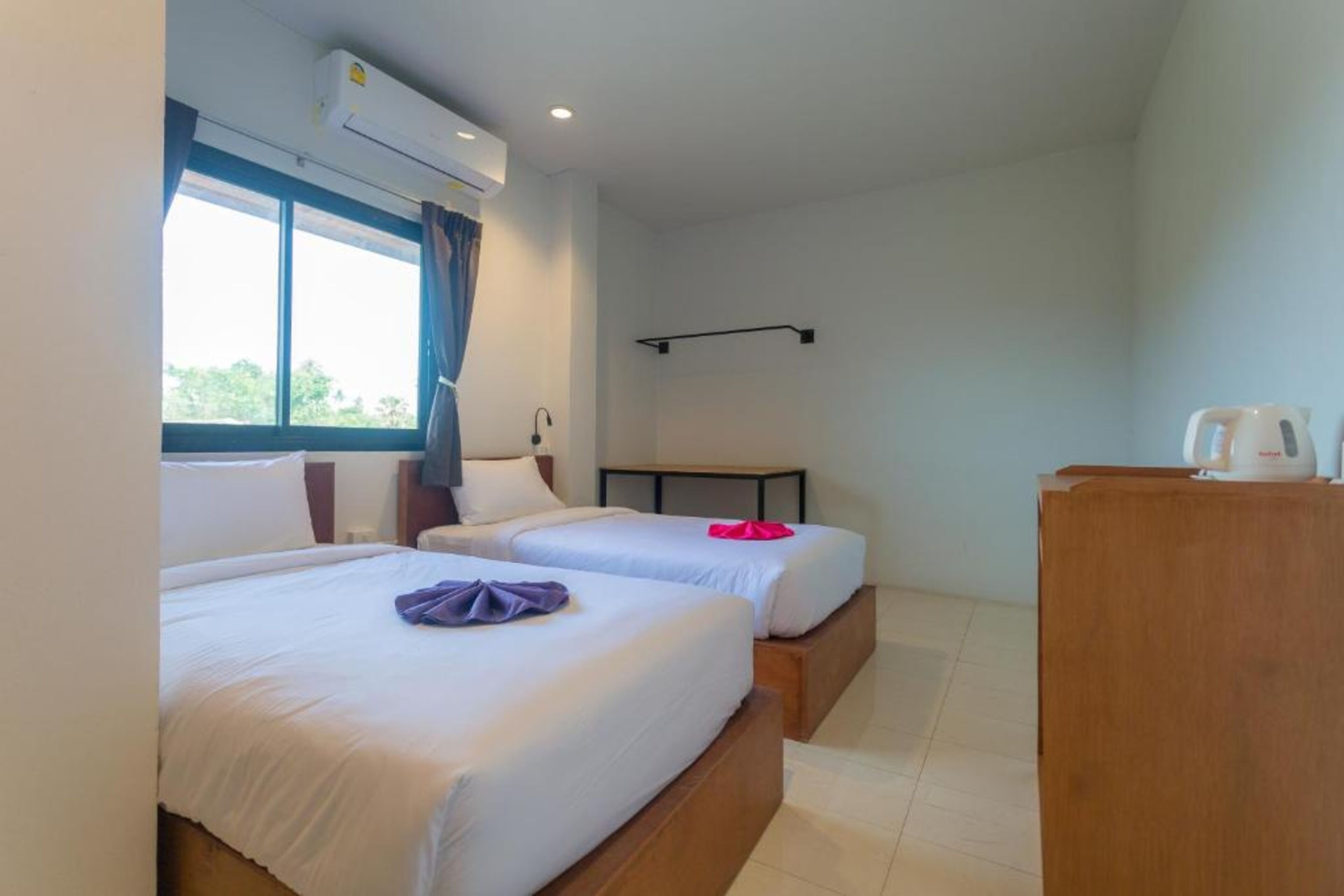 Farmer's Grand Hostel