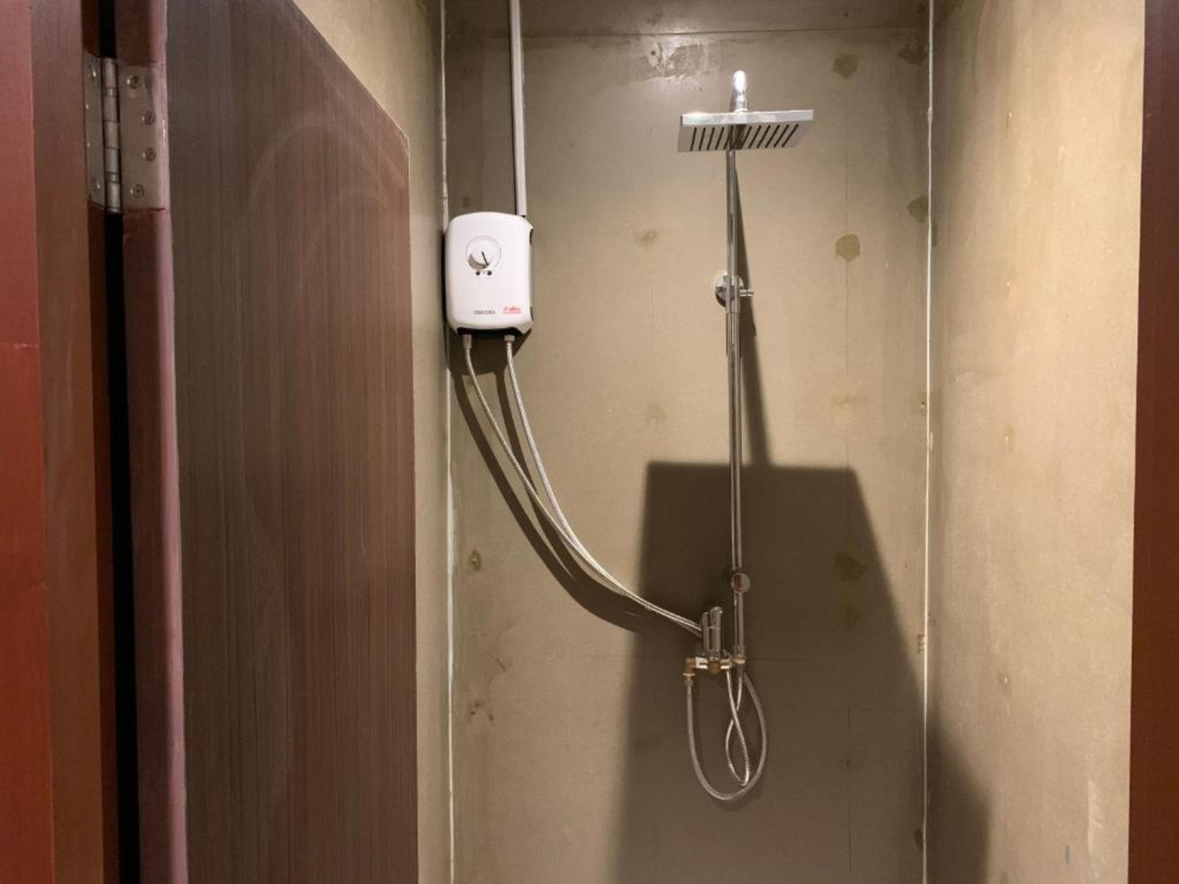 Farmer's Grand Hostel