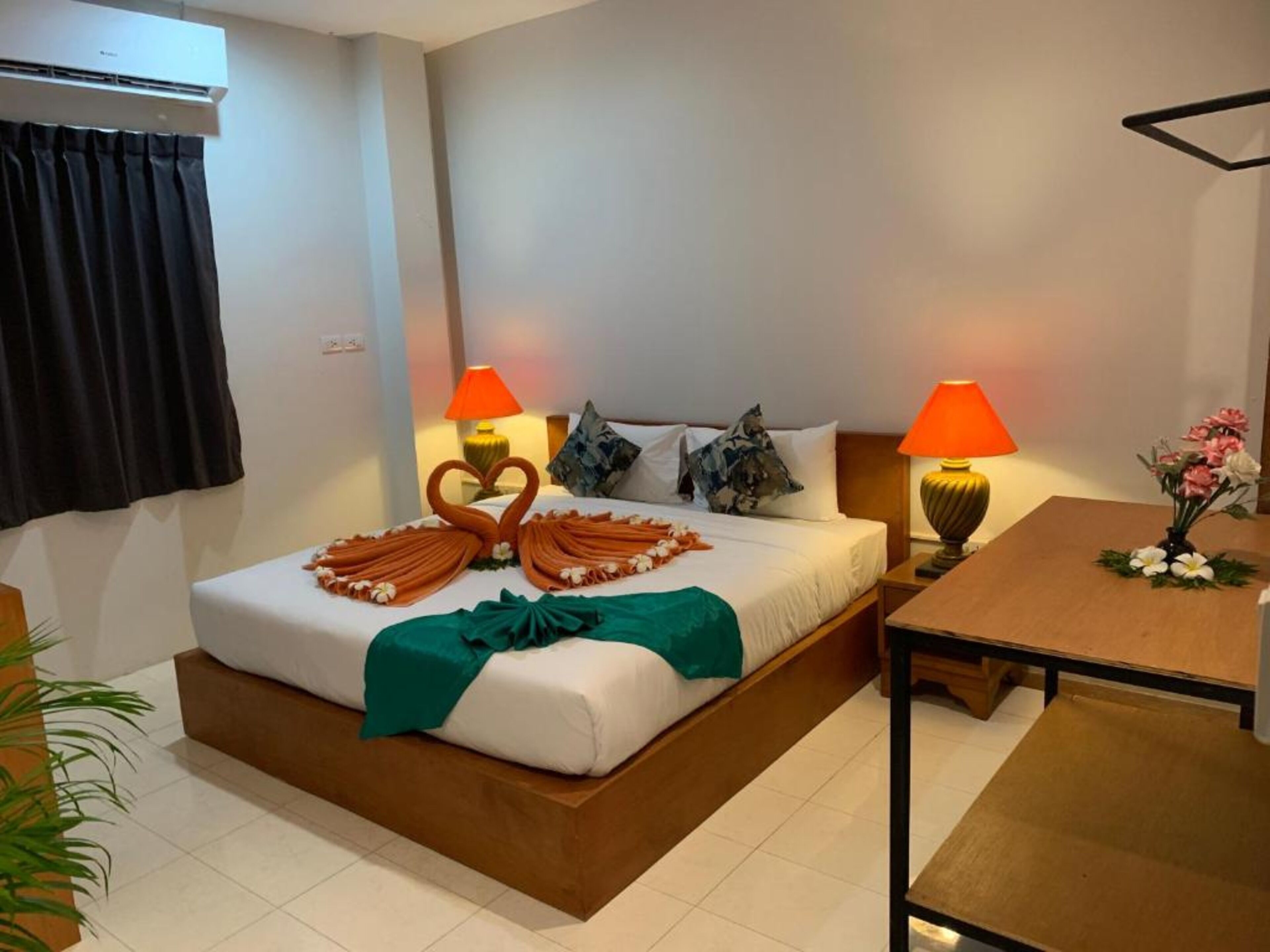 Farmer's Grand Hostel