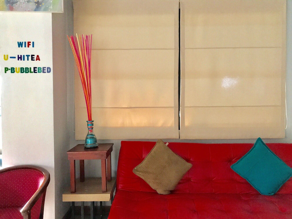 Hiranyika Cafe And Bed