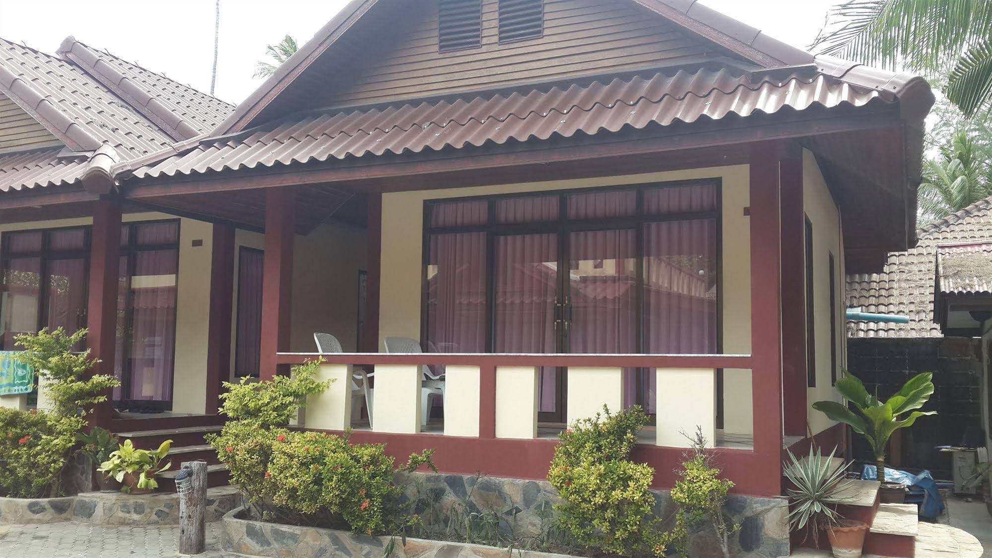 Island View Bungalows