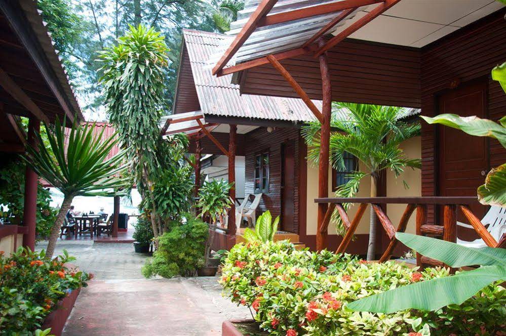 Island View Bungalows