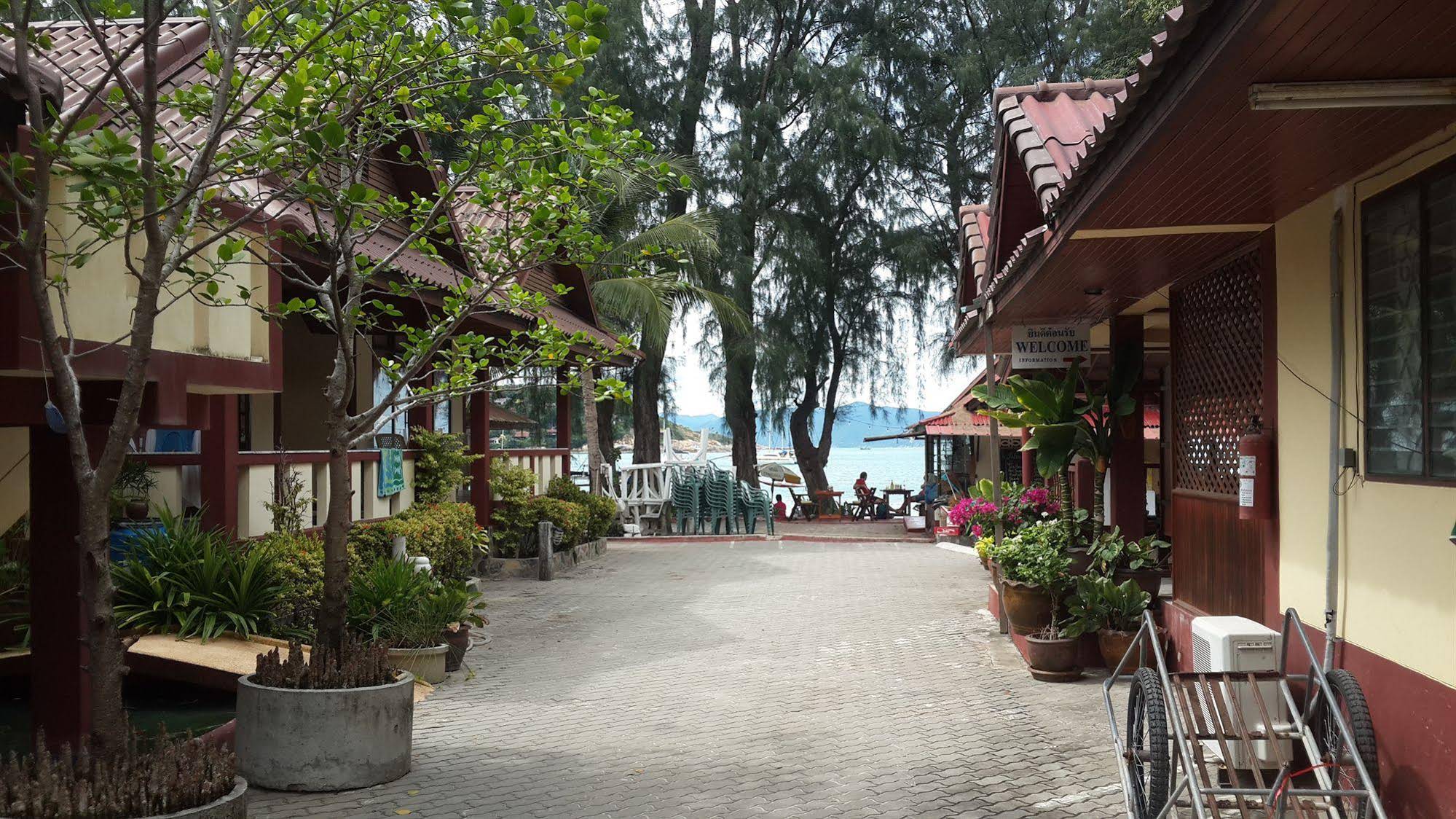 Island View Bungalows