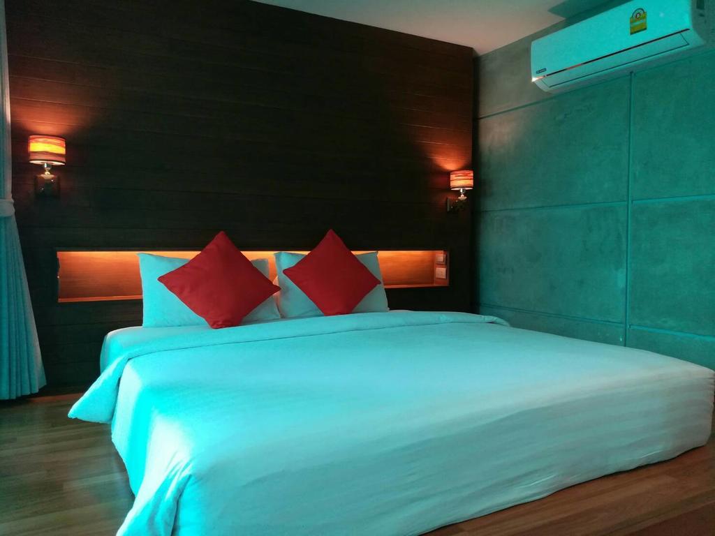 J4 Hotel Samui