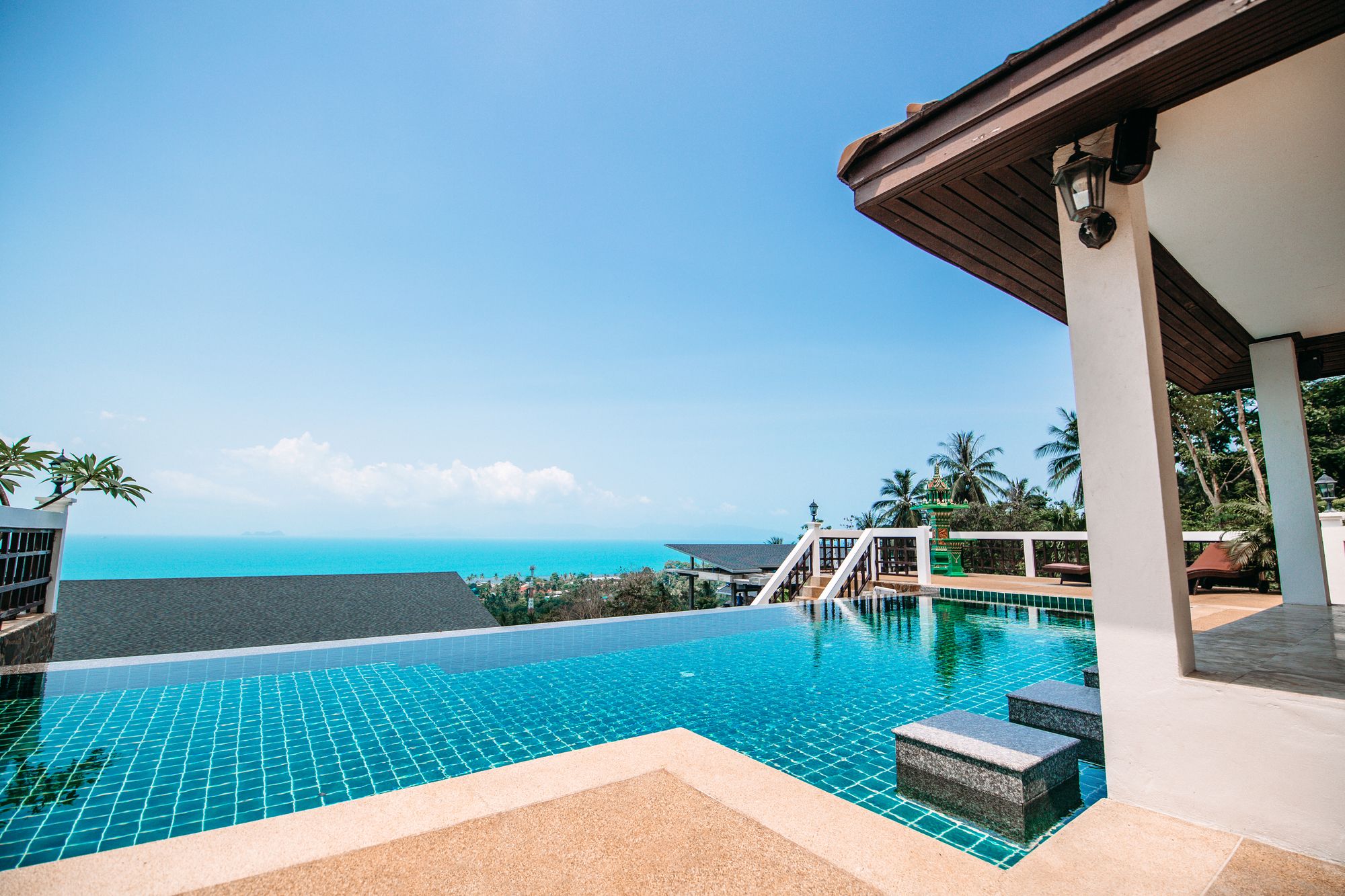 Jungle Emerald Rock Luxury Villa