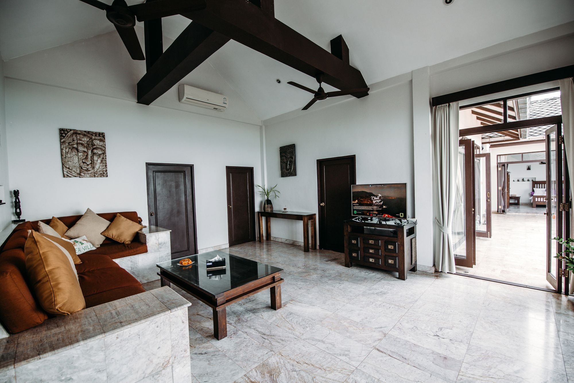 Jungle Emerald Rock Luxury Villa