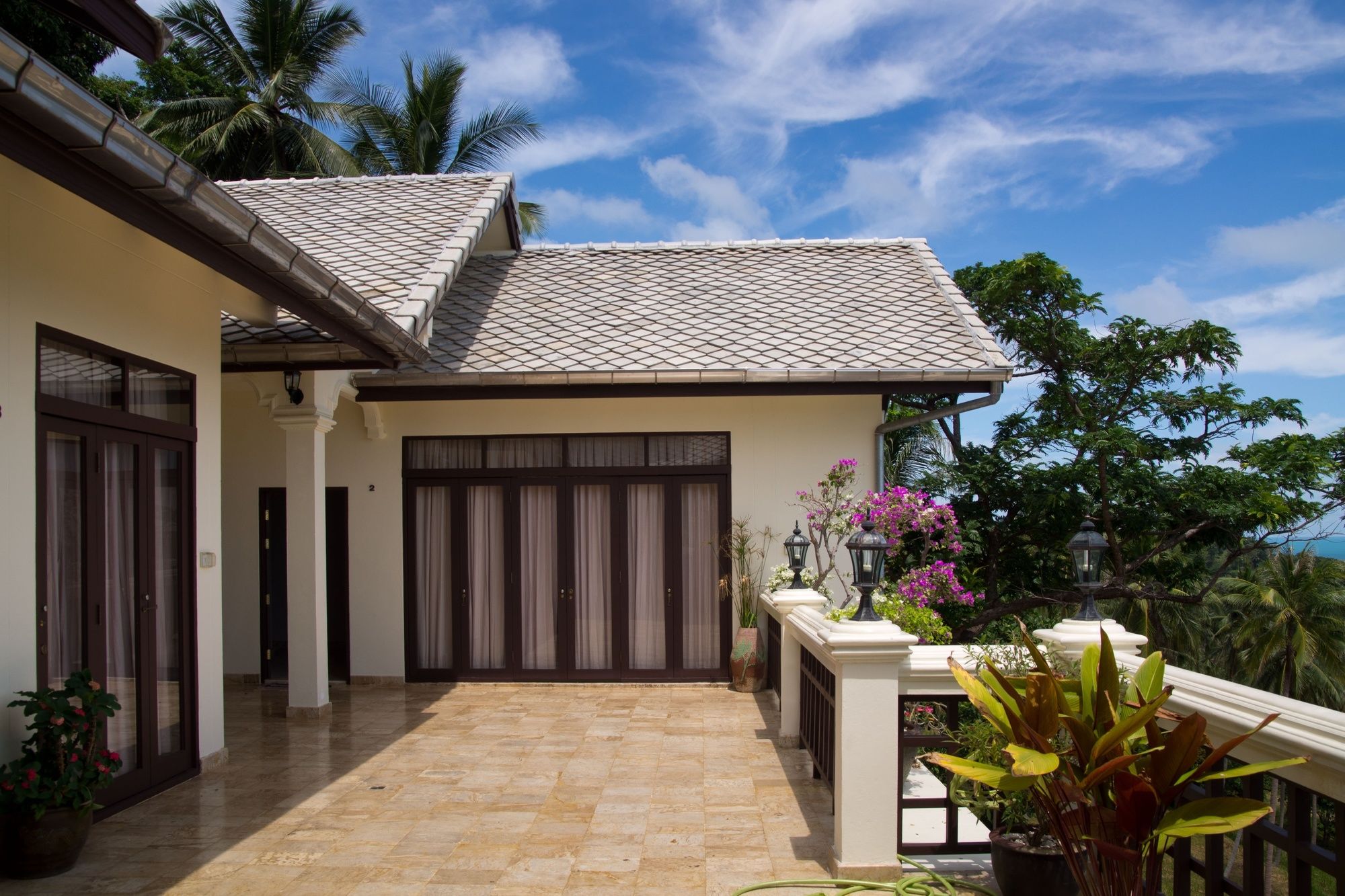 Jungle Emerald Rock Luxury Villa