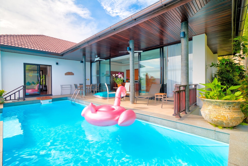 Kan Panorama Seaview Villa