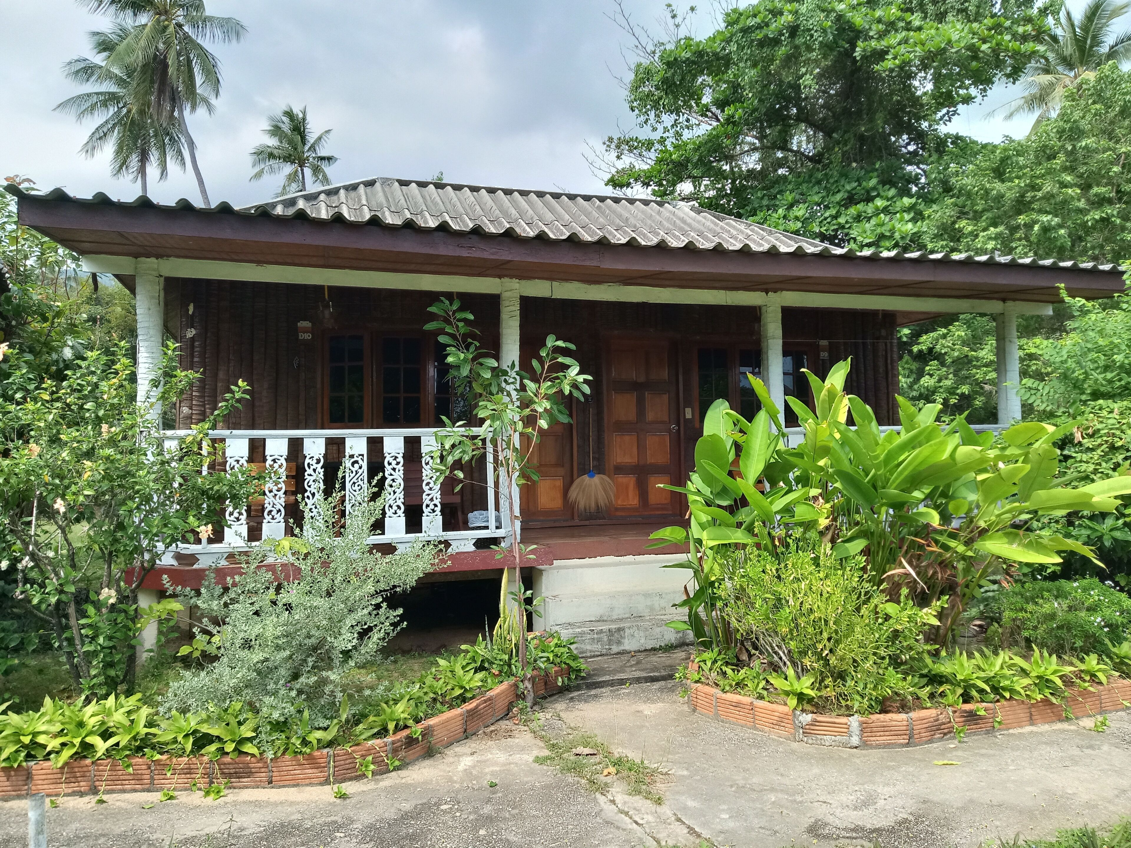 Lamai Chalets