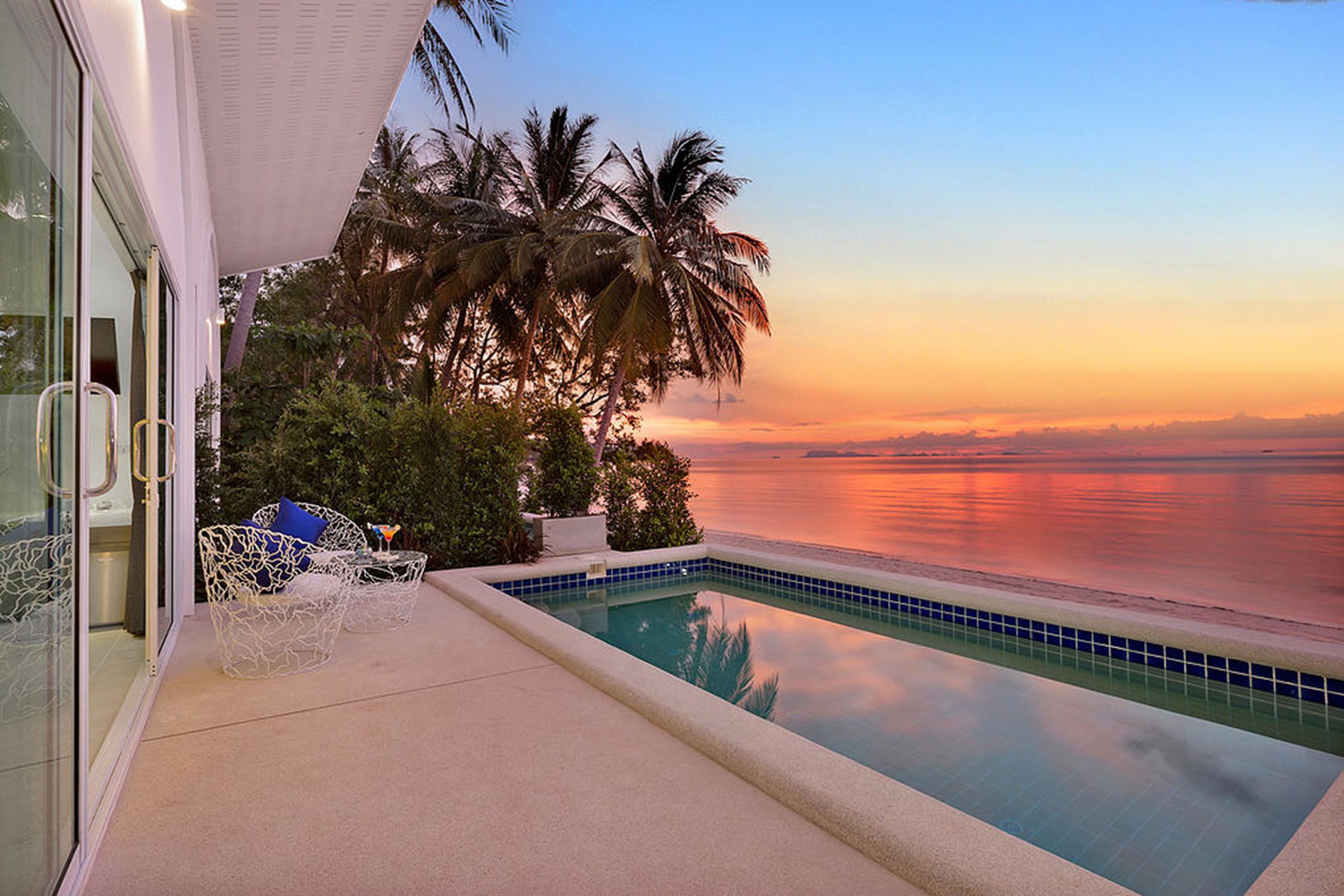 La Perle Luxury Boutique Hotel