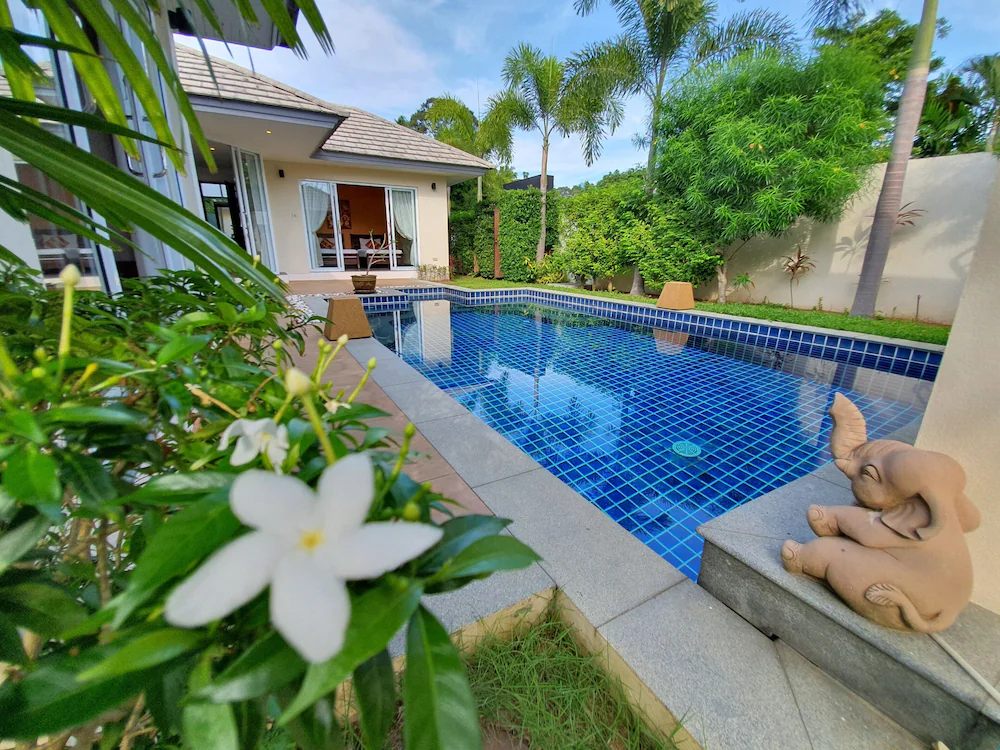 Lipa Talay Hok