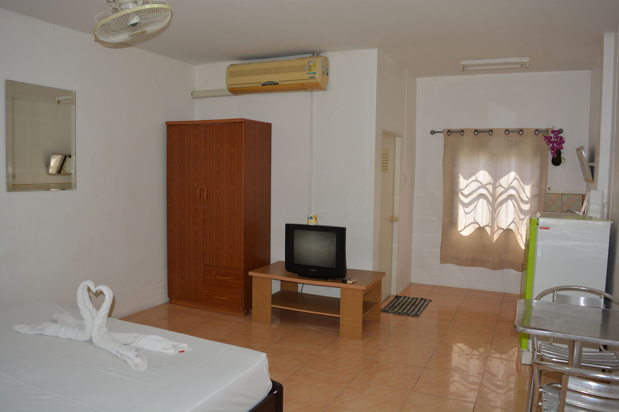 Little Austria Tams Guesthouse