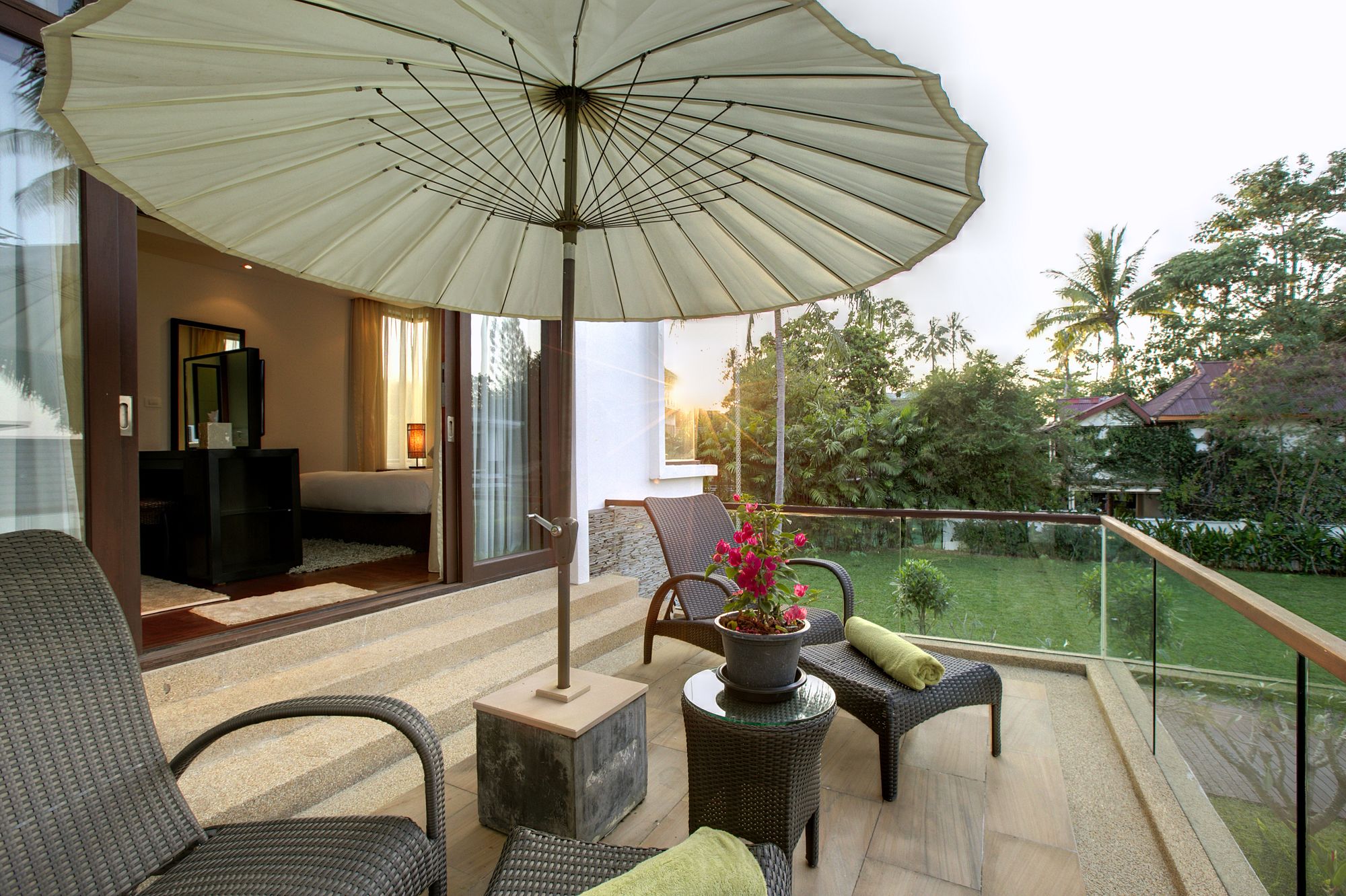 Lotus Samui