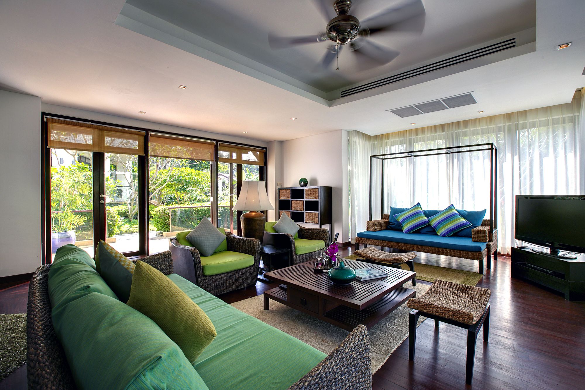 Lotus Samui