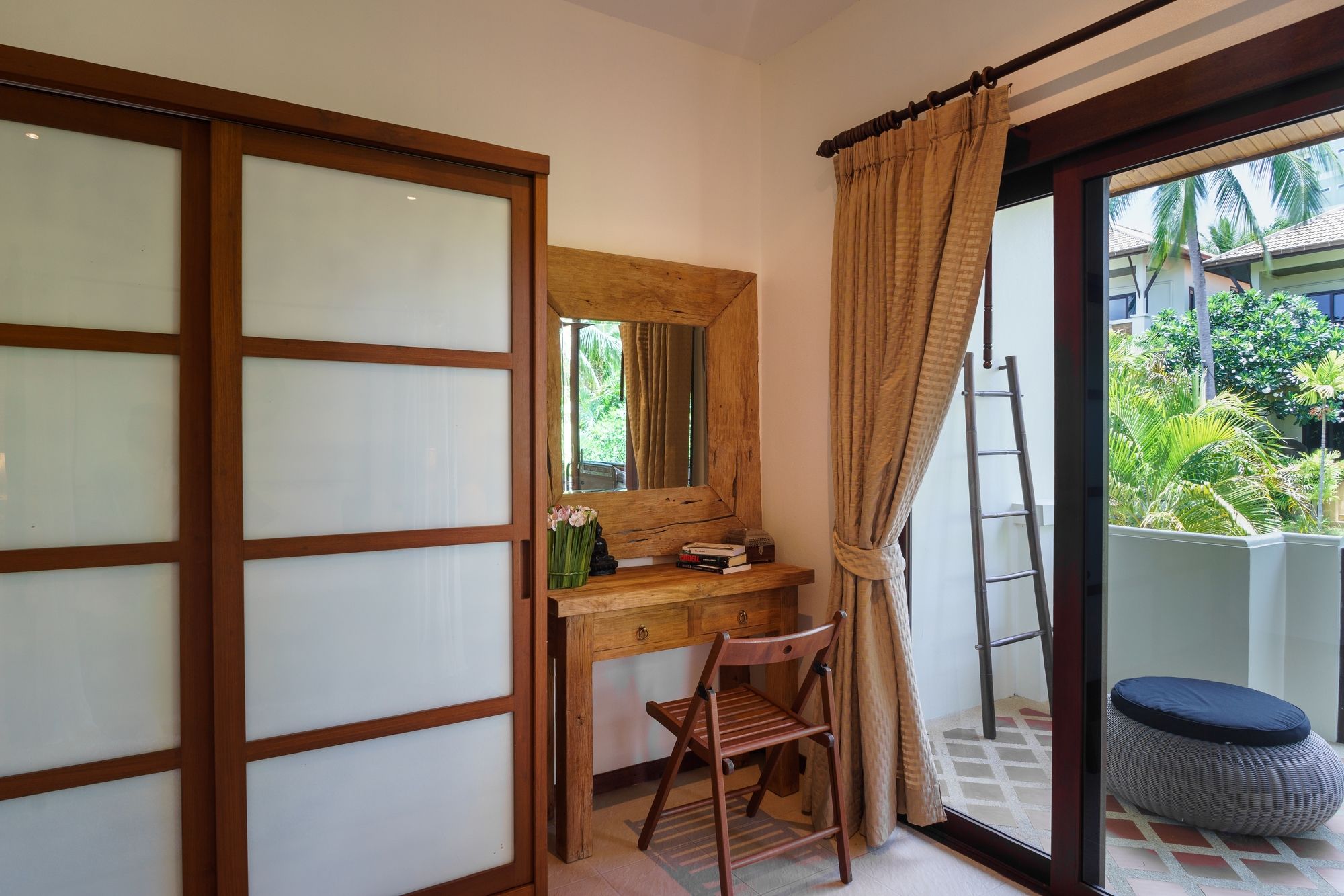 Maenam Hills Samui Villa