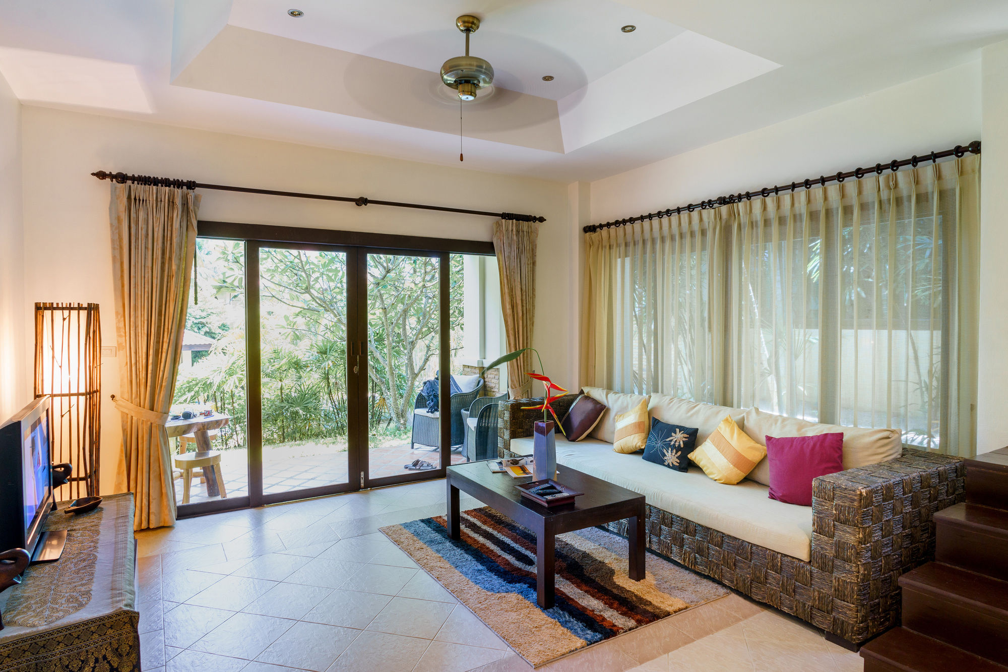 Maenam Hills Samui Villa