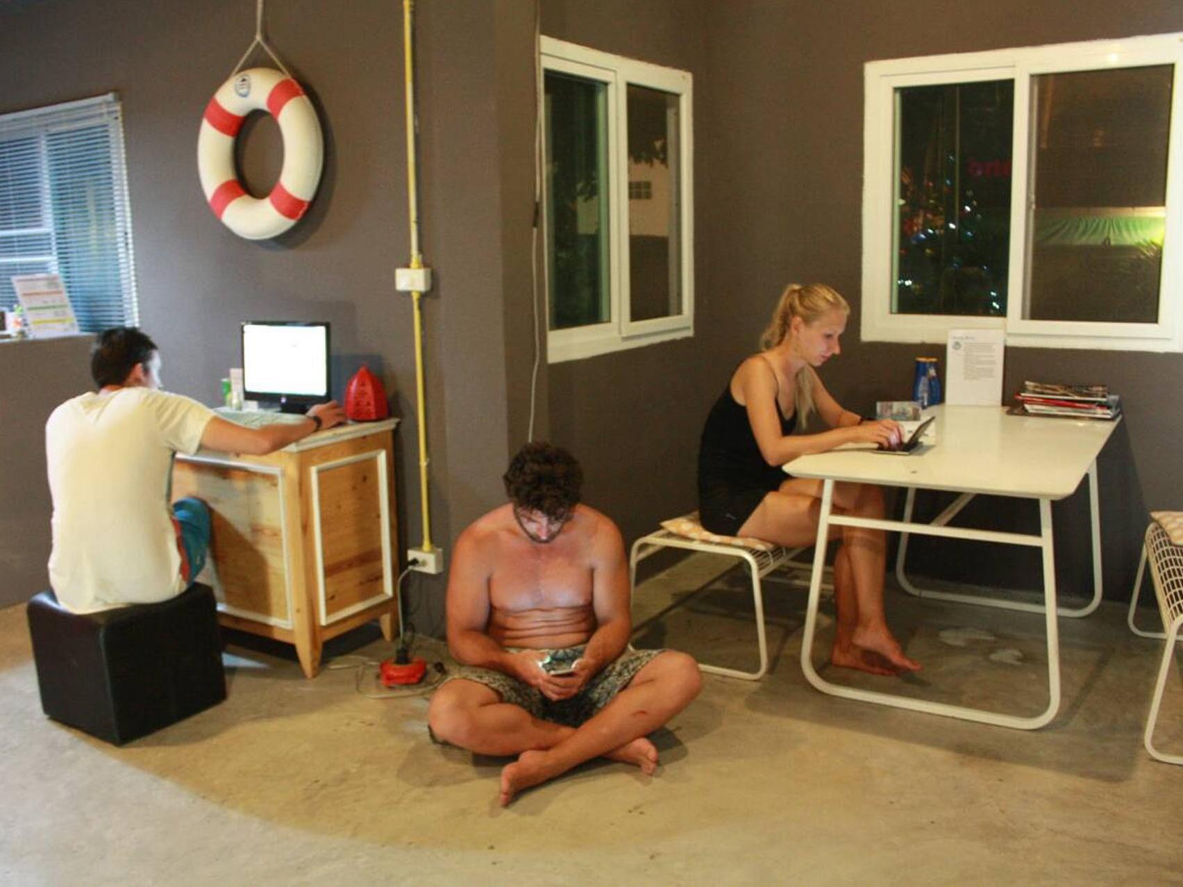 Monkey Samui Hostel