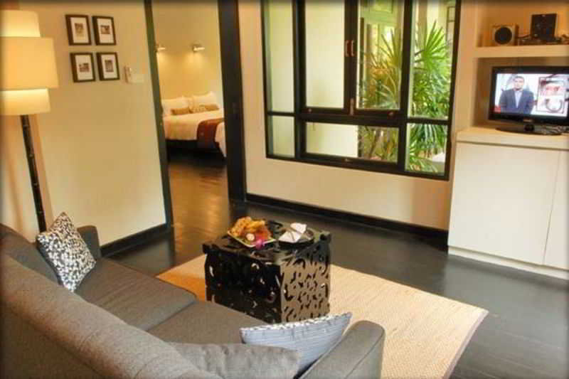 Montra Hotel