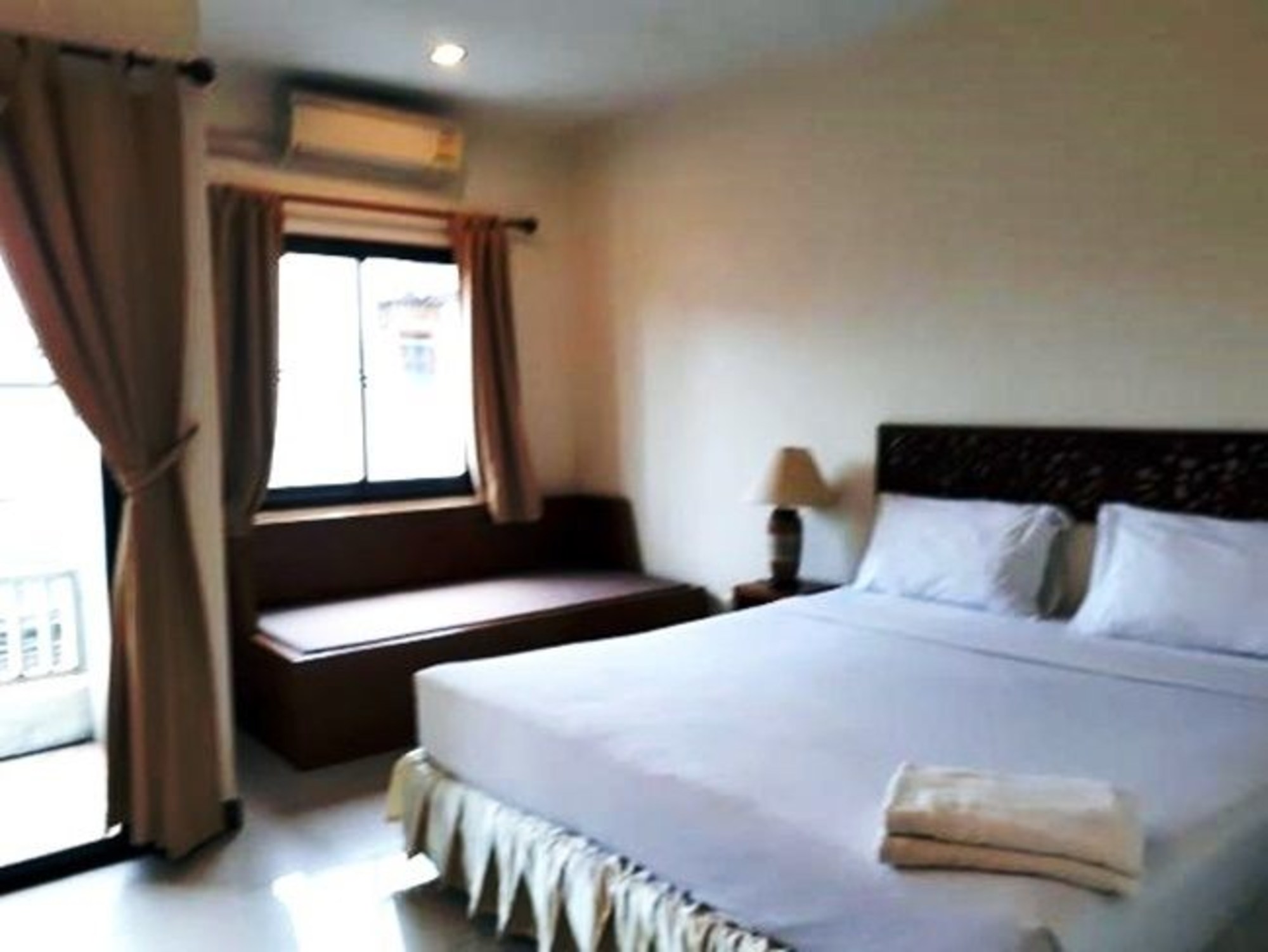 Nathon Residence