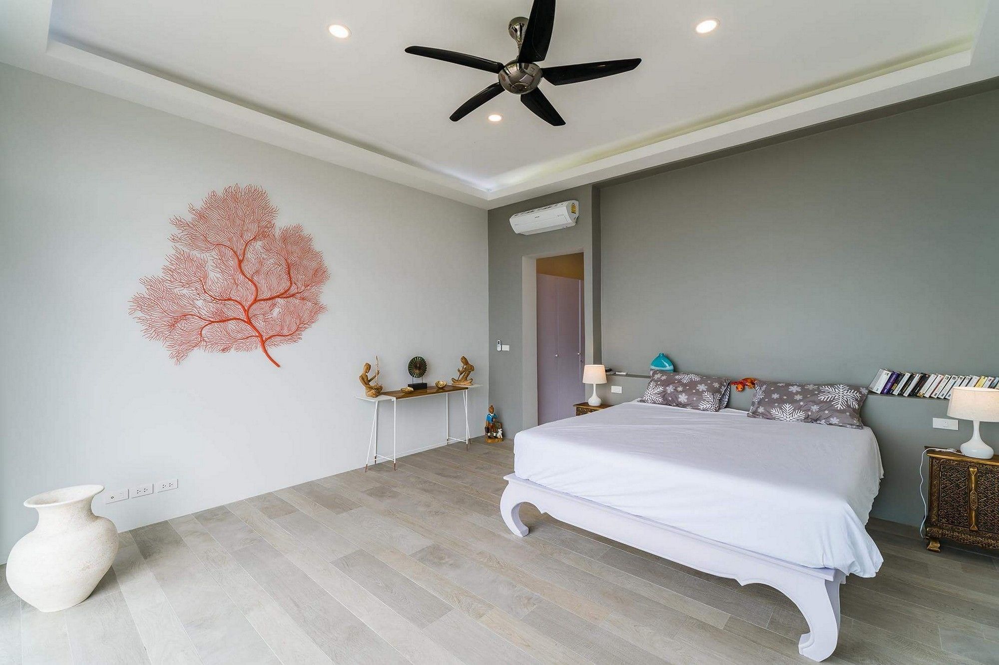 NB Villa Ying Yang