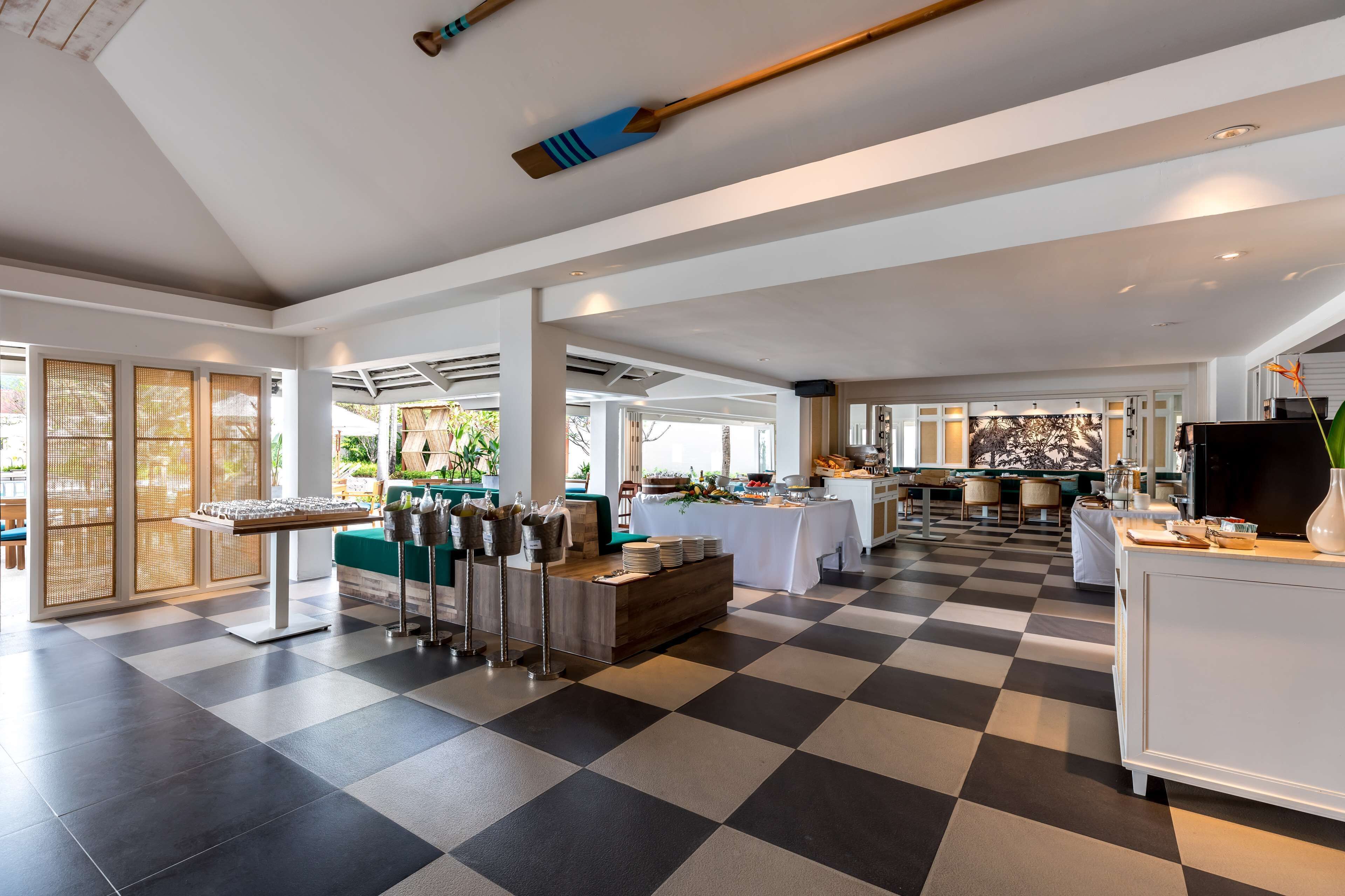 Outrigger Koh Samui Beach Resort