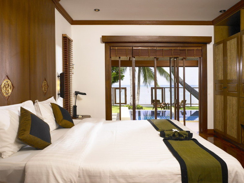 Pao Jin Poon Beach Front Villa