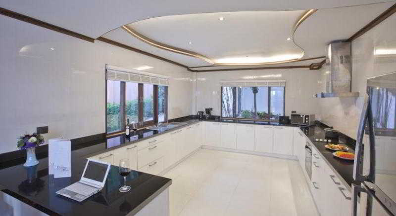 Paradise Island Estate
