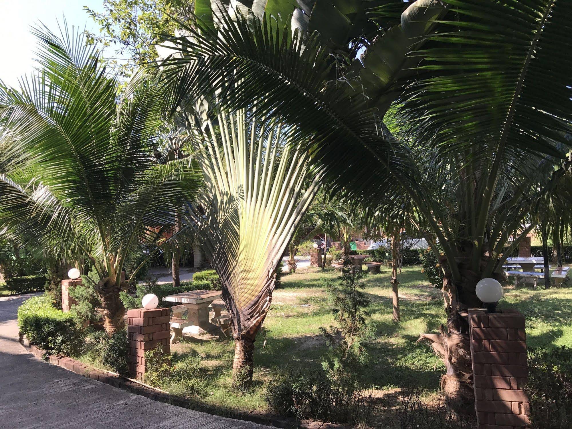 Phayorm Park Resort