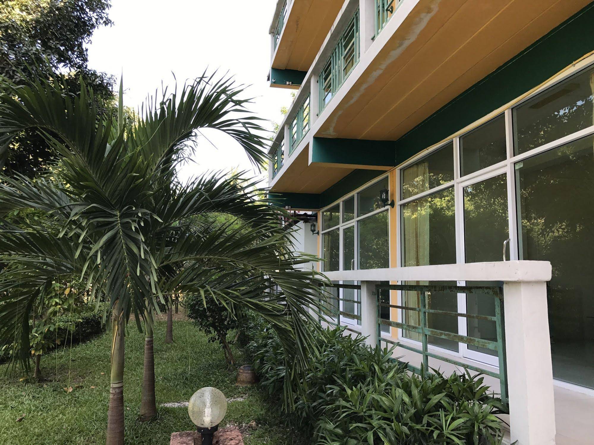 Phayorm Park Resort